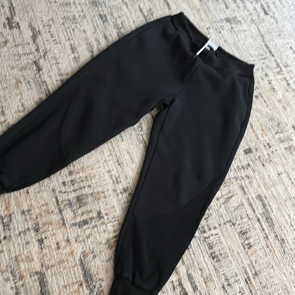 Gymshark size medium joggers - Picture 3 of 3